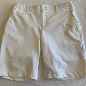 Under Armour Ladies White Golf Shorts Size 4